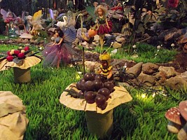 Christmas Cave and Park Play